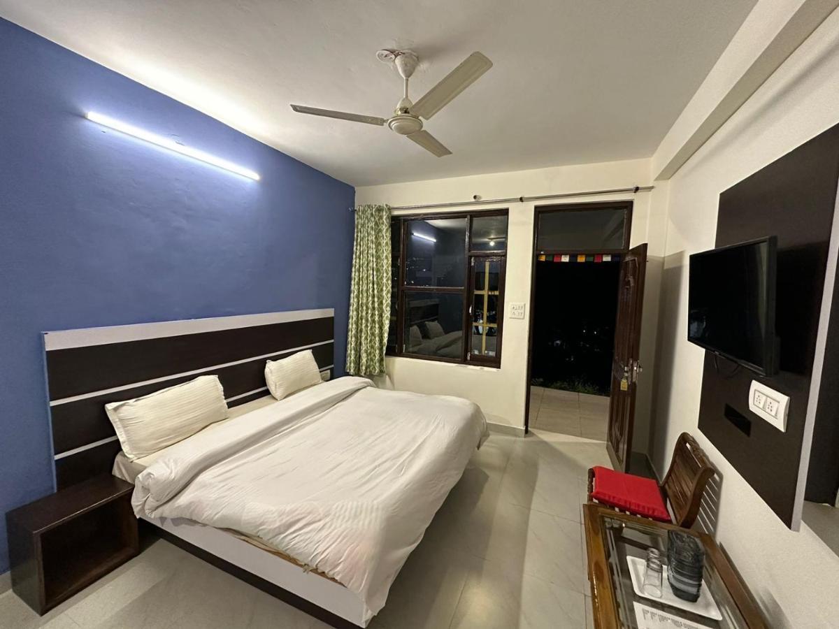 Mountain Vista Hotel Dharamshala Exterior photo